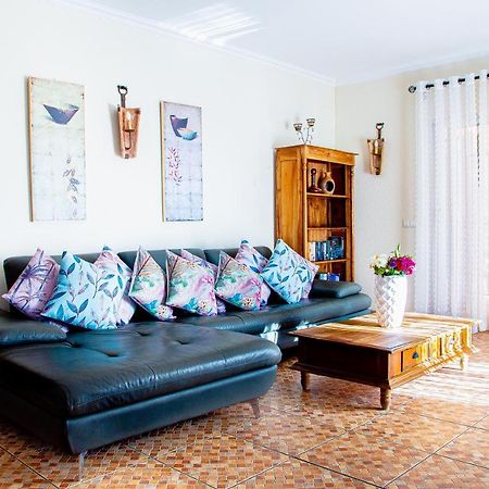 Villa Maria In El Rosario - Mit Sicht Auf Gibralta Marbella Kültér fotó